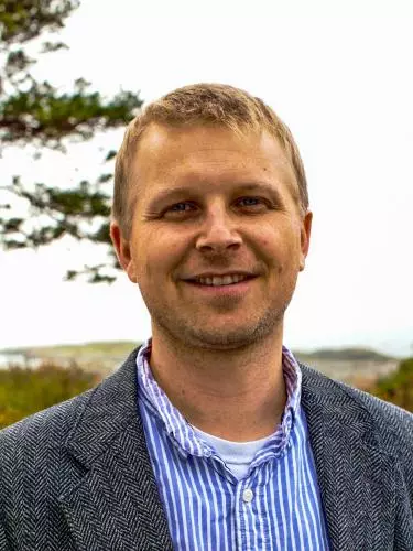 Michael Burdett